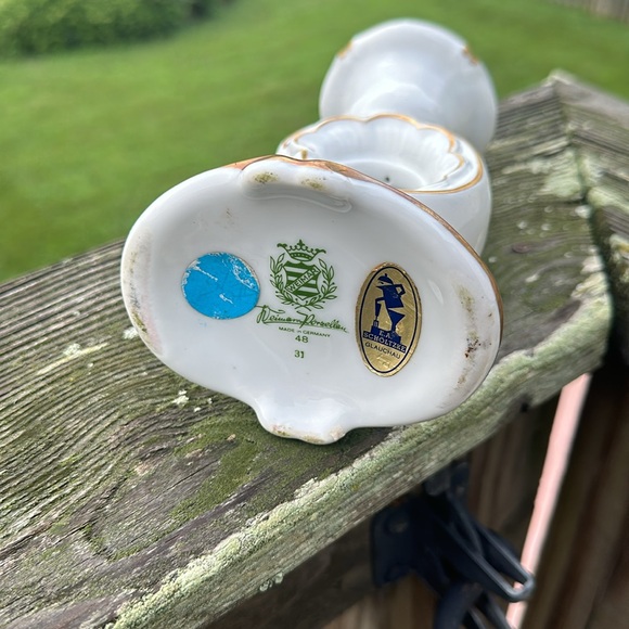 Weimar Candle Holder Porcelain Floral Gold Trim Germany Vintage - Picture 4 of 4